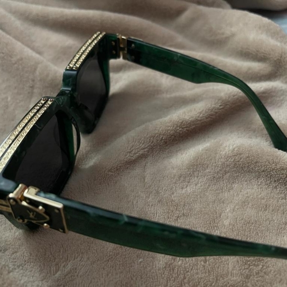 Original Louis Vuitton glasses in excellent condition, I only deliver glasses - Picture 2 of 4